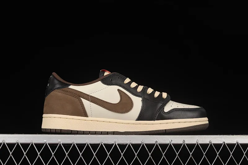 All categories Air Jordan Jordan series basketball shoes Air Jordan 1 Low Travis Scott x Air Jordan 1 Low "Dark Mocha" AJ1 Joe 1 small barb CQ4277-105